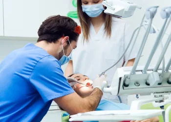 How General Dentistry Maintains Function Beneath Cosmetic Restorations